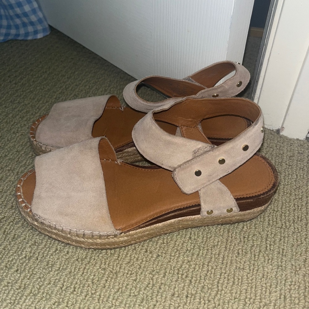 SARTO by Frank Sarto Oak Platform Espadrille Wedge Size 9